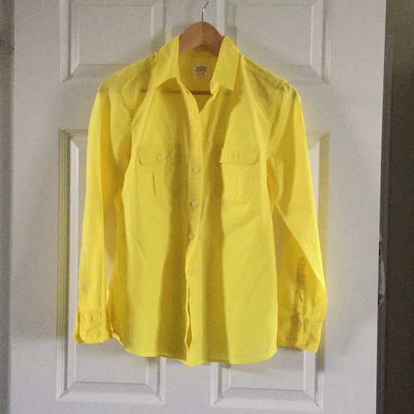 GAP Button Down Shirt - Picture 2 of 5